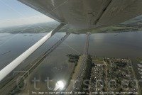 brugbruggendronegemeente moerdijkhollandsch diepluchtluchtfotoluchtopnamemoerdijkmoerdijkbrugmoerdijkbruggenriviervliegtuigwater