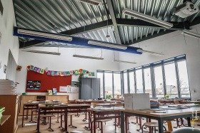 School ontruimd door storm