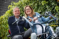 Duo-fiets voor Jan en Jolanda van den Bosch