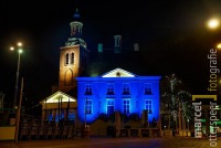 Raadhuis in blauw licht