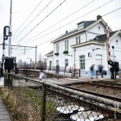 Voetgangersoversteek Station Zevenbergen