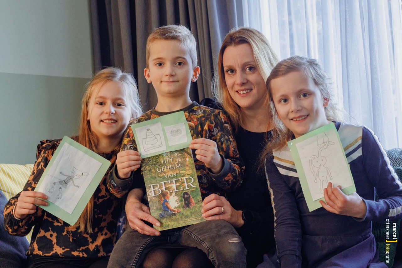 Kinderboek van Annelies Nuijten en haar kinderen - Otterspeer.com Foto