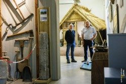 Rob Haan en Reinier Jaquet van Natuur- en Vogelwacht Biesbosch